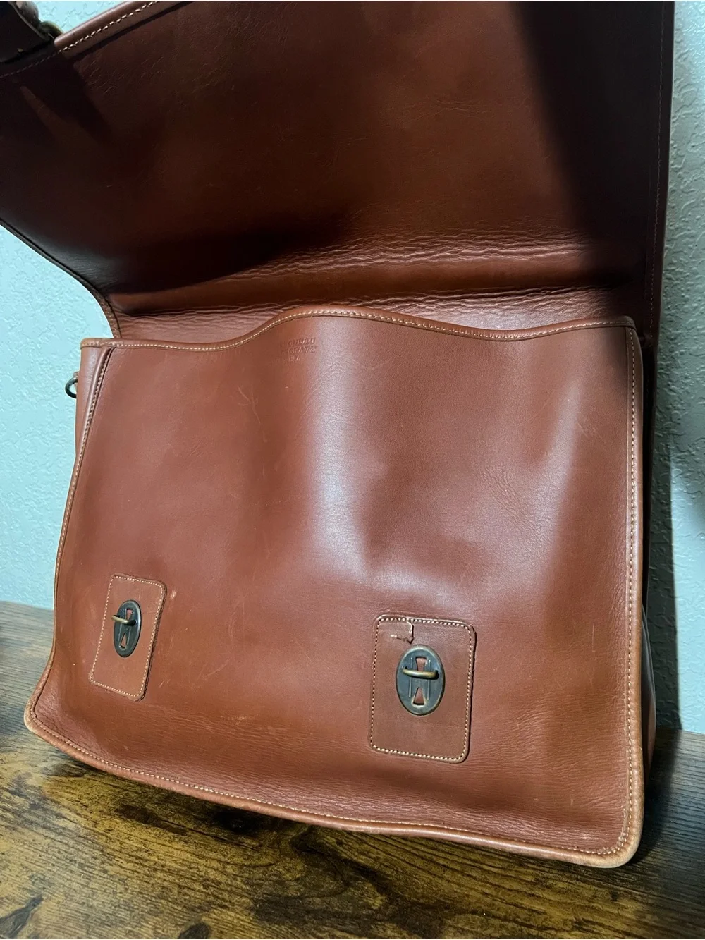 Men's Tan Leather Briefcase with Adjustable Strap